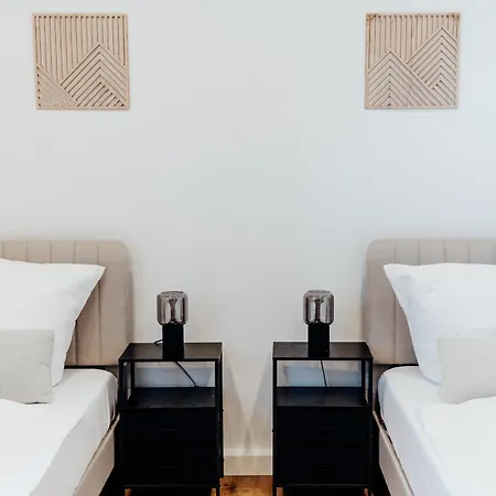 New L Comfort L Netflix L Modern L Loft
